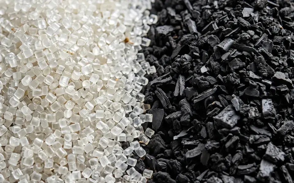 Plastic and rubber compounds from Rudra International